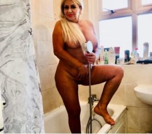 Federica rencontre sexe Vannes, 56